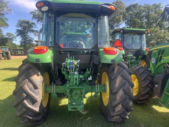 Image of John Deere 5100E equipment image 4