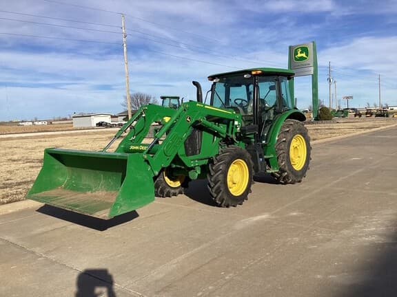 Image of John Deere 5100E equipment image 1