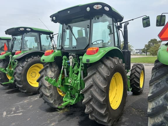 Image of John Deere 5105M equipment image 4