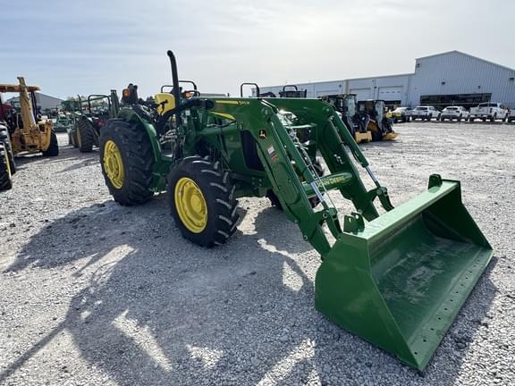 Image of John Deere 5105M equipment image 1