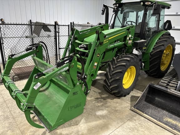 Image of John Deere 5120M Primary image