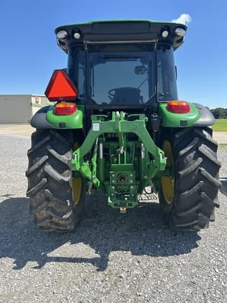 Image of John Deere 5120M equipment image 2