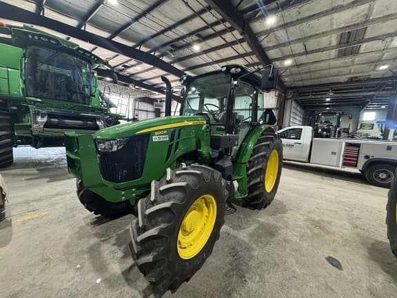 Image of John Deere 5120M equipment image 2