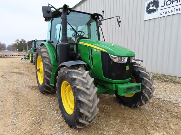 Image of John Deere 5120M equipment image 4