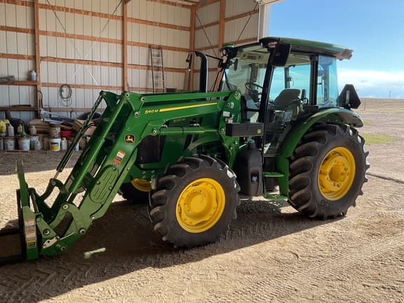 Image of John Deere 5120M equipment image 4