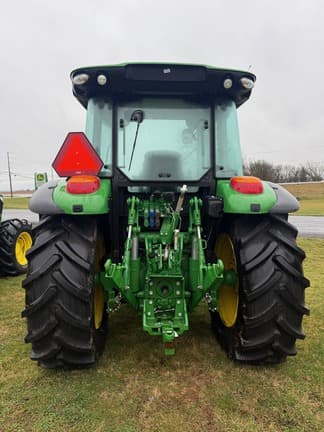 Image of John Deere 5130M equipment image 3