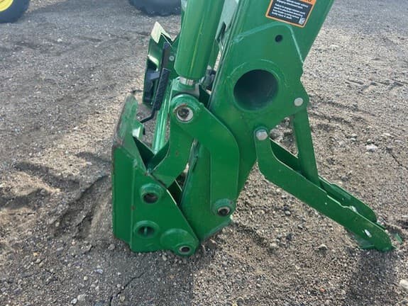 Image of John Deere 520M equipment image 1