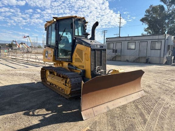 Image of John Deere 550P equipment image 2