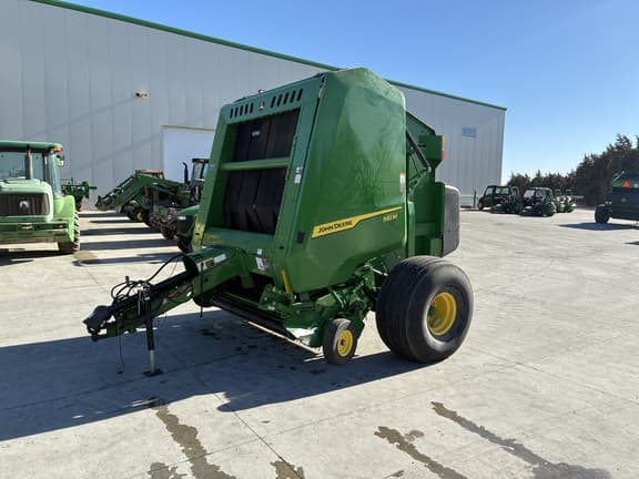 Image of John Deere 561M Primary image