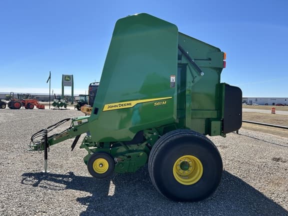 Image of John Deere 561M equipment image 1