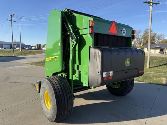 Image of John Deere 561M equipment image 3