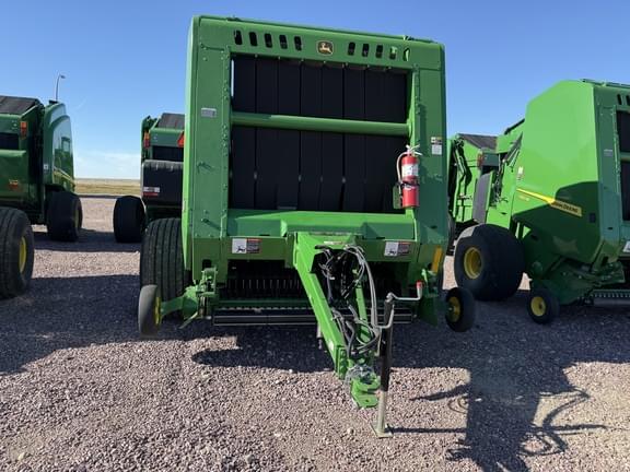 Image of John Deere 561M equipment image 2