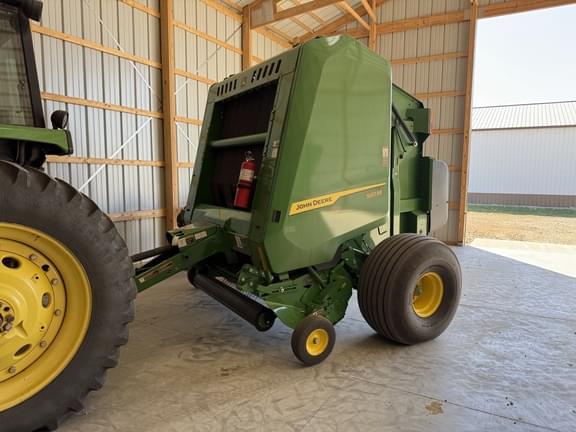 Image of John Deere 561M equipment image 1