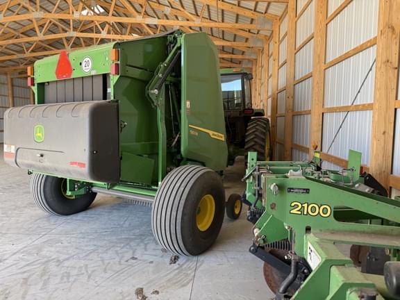 Image of John Deere 561M equipment image 3