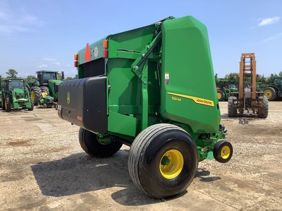 Image of John Deere 561M equipment image 2