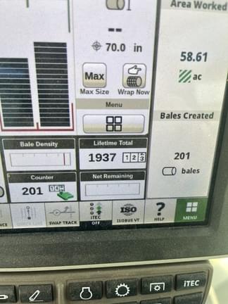 Image of John Deere 561M equipment image 4