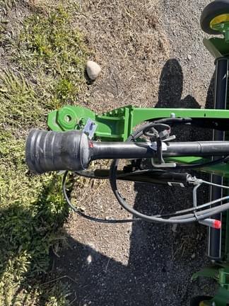 Image of John Deere 561M equipment image 3