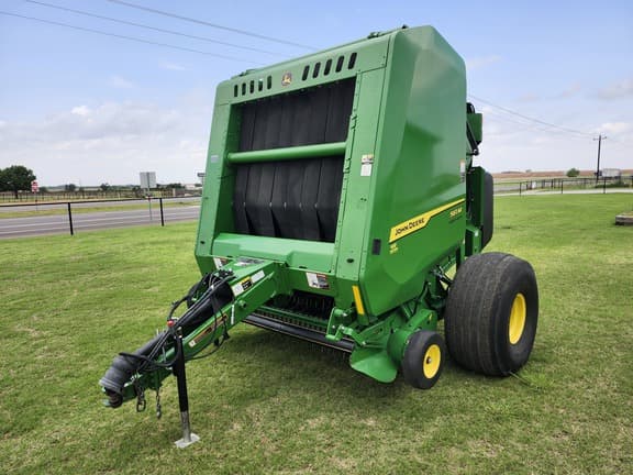 Image of John Deere 561M Primary image