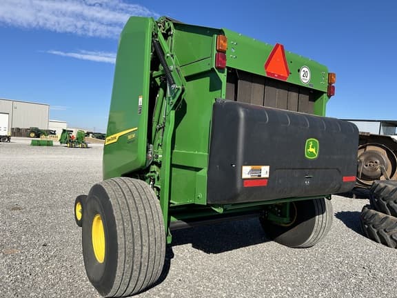 Image of John Deere 561M equipment image 2