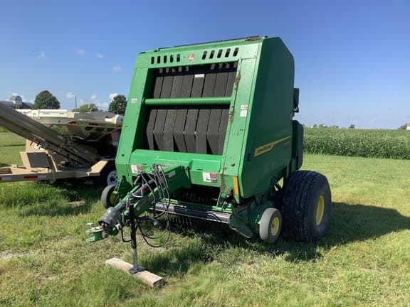 Image of John Deere 561M equipment image 3