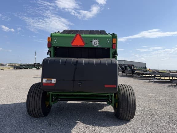Image of John Deere 561M equipment image 3