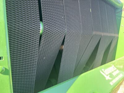 Image of John Deere 561M equipment image 4