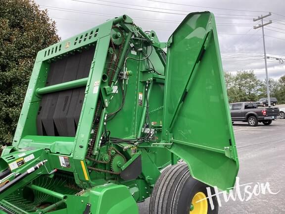 Image of John Deere 561R equipment image 3