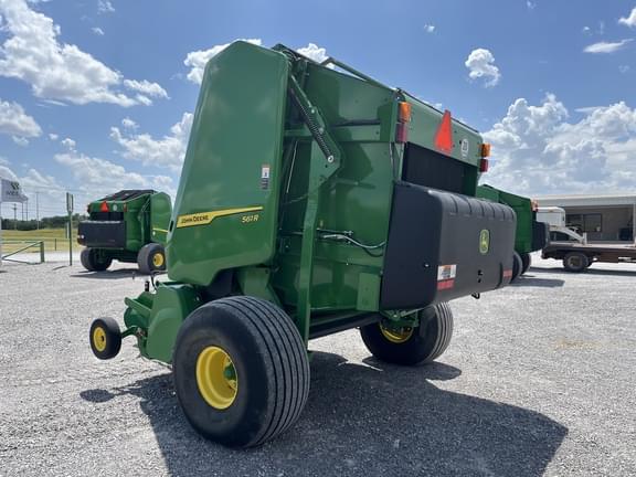 Image of John Deere 561R equipment image 2