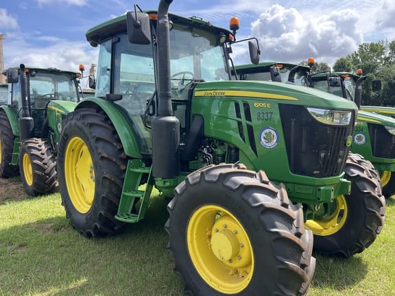 2024 John Deere 6105E Equipment Image0