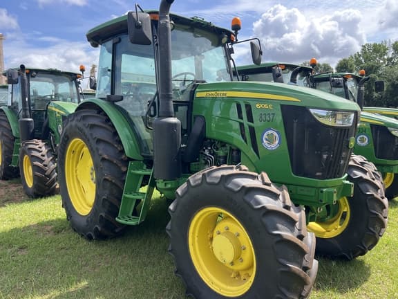 Image of John Deere 6105E Primary image