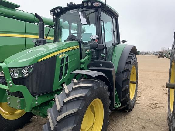 Image of John Deere 6110M equipment image 1