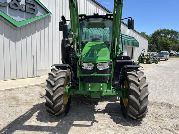 Image of John Deere 6110M equipment image 3