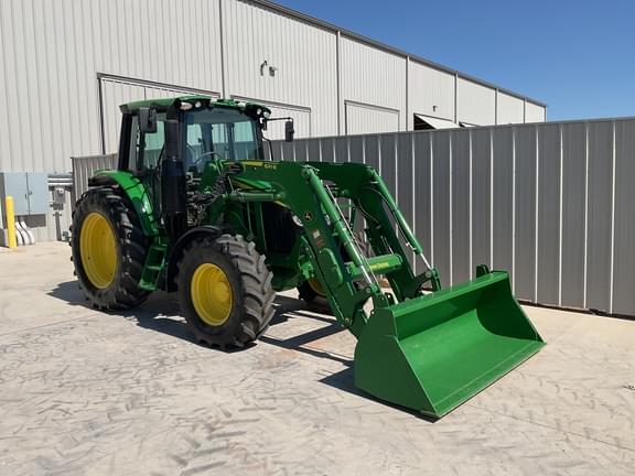 Image of John Deere 6110M equipment image 4