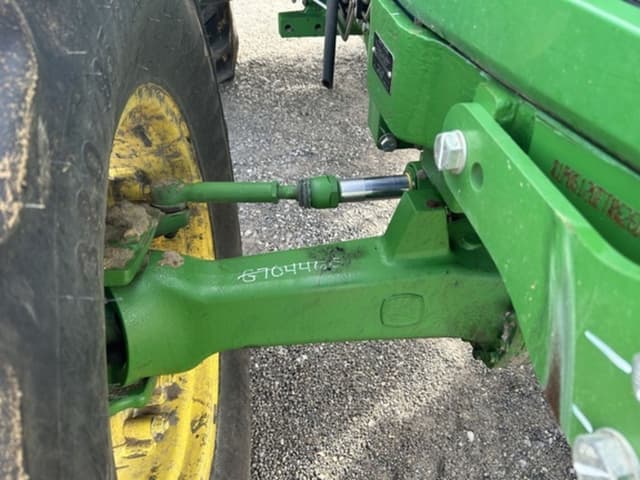 Image of John Deere 6120E equipment image 2