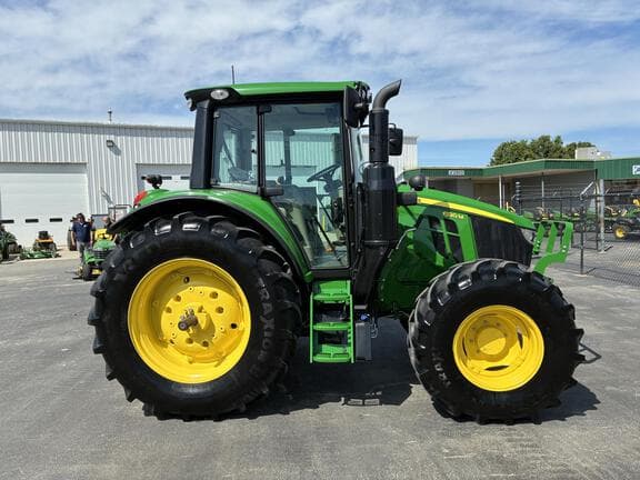 Image of John Deere 6120M equipment image 4