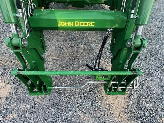 Image of John Deere 6120M equipment image 3
