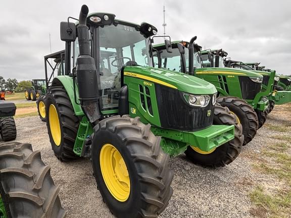 Image of John Deere 6120M equipment image 1
