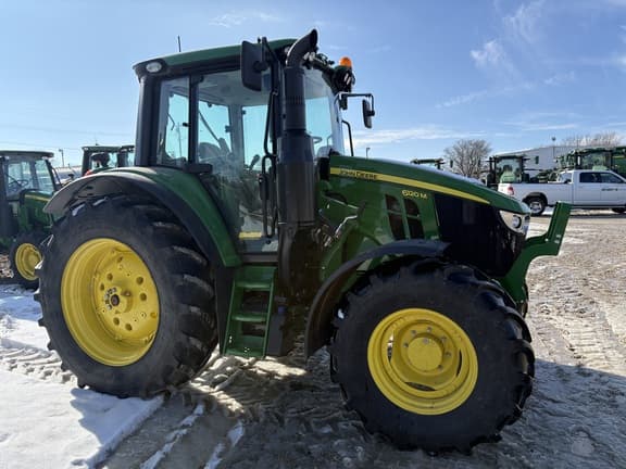 Image of John Deere 6120M equipment image 1