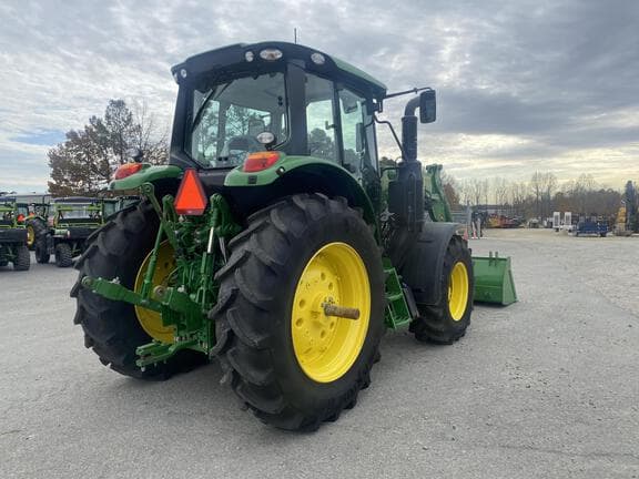 Image of John Deere 6120M equipment image 4