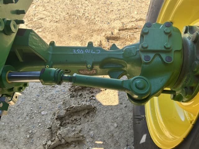 Image of John Deere 6120M equipment image 2