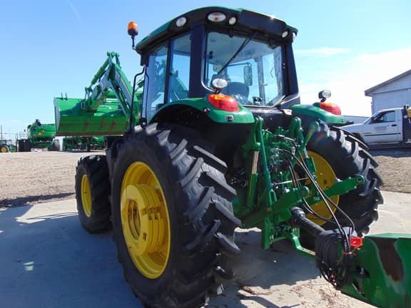 Image of John Deere 6120M equipment image 4