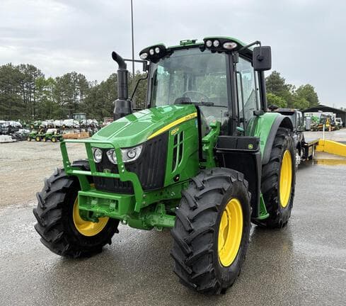 Image of John Deere 6120M equipment image 2