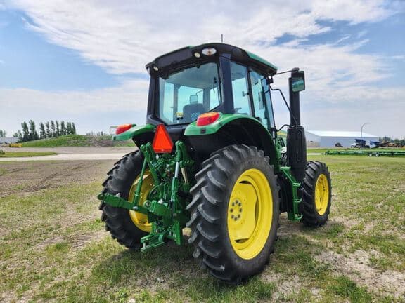 Image of John Deere 6130M equipment image 4