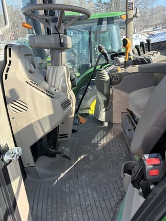 Image of John Deere 6130M equipment image 4