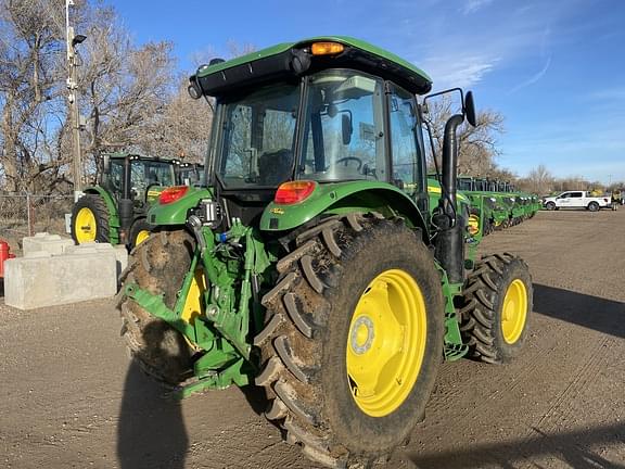 Image of John Deere 6135E equipment image 2