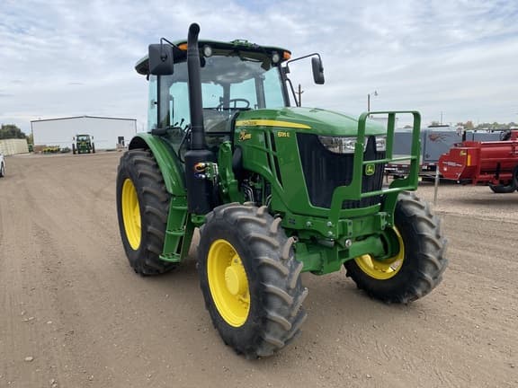 Image of John Deere 6135E equipment image 2