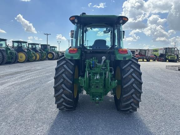 Image of John Deere 6135E equipment image 3