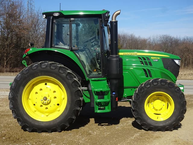 Image of John Deere 6140M equipment image 3