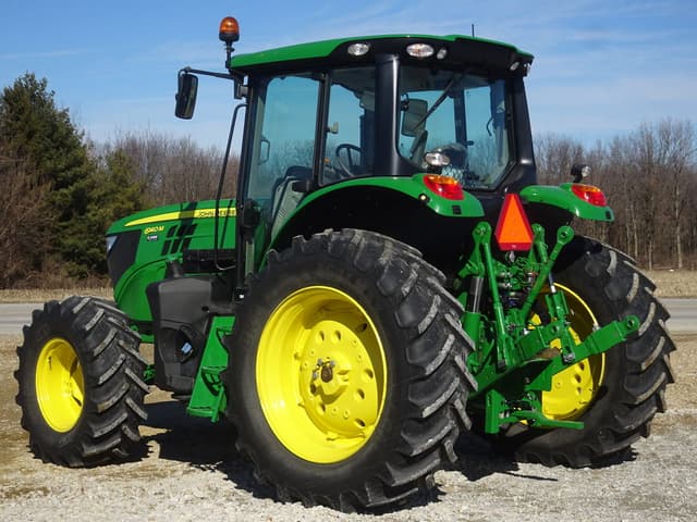 Image of John Deere 6140M equipment image 4