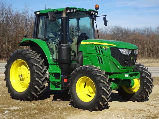 Image of John Deere 6140M equipment image 1